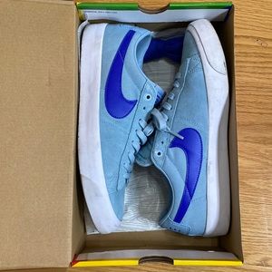 Men’s slightly worn 9.5 Nike SB Zoom Blazer low pro GT